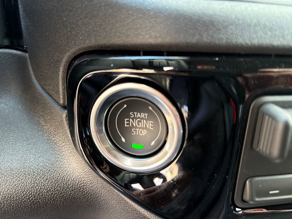 New 2026 GMC Sierra 1500 SLT w/ SLT Premium Plus Package image 28