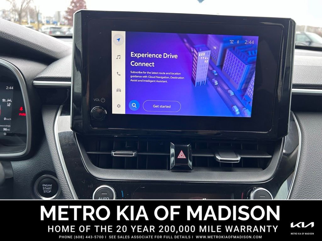 Used 2023 Toyota Corolla Cross XLE image 25