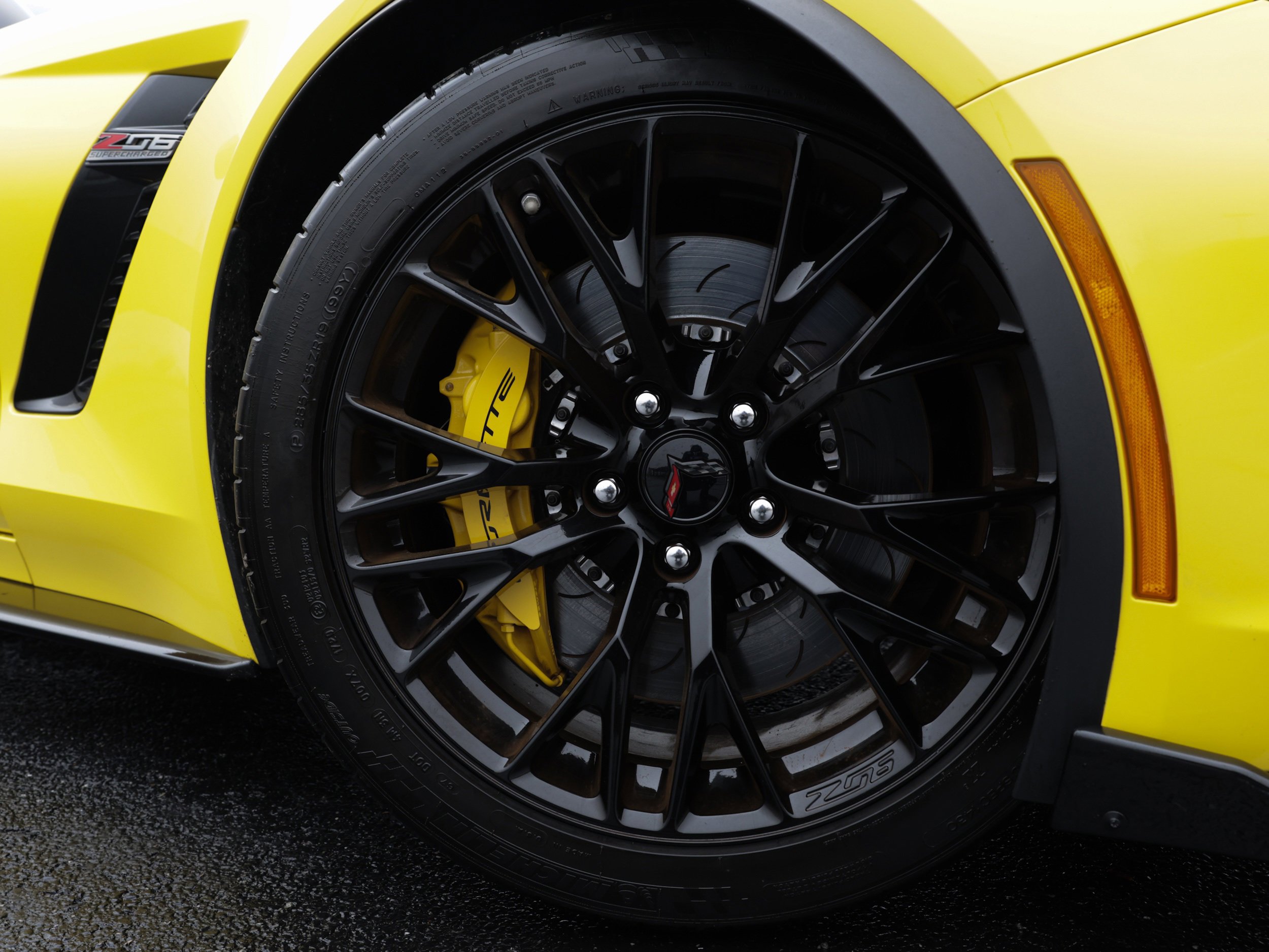 Used 2019 Chevrolet Corvette Z06 image 7