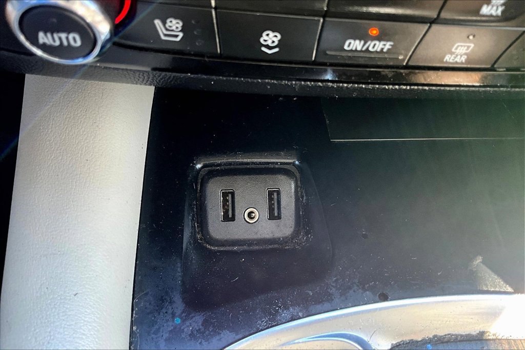 Used 2018 Buick Enclave Premium FWD image 26