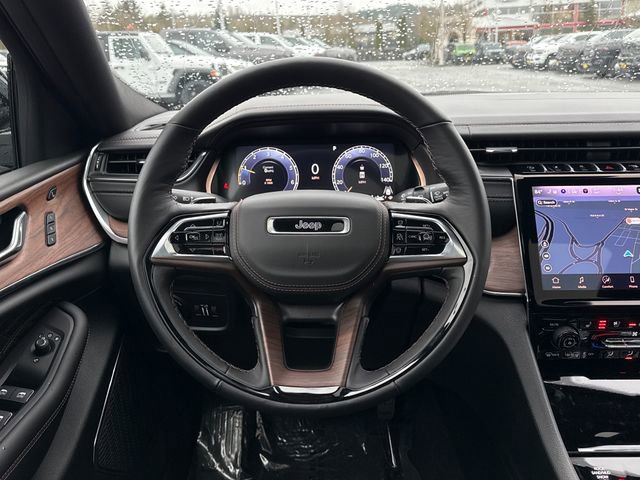 New 2025 Jeep Grand Cherokee Summit w/ Obsidian Package image 38