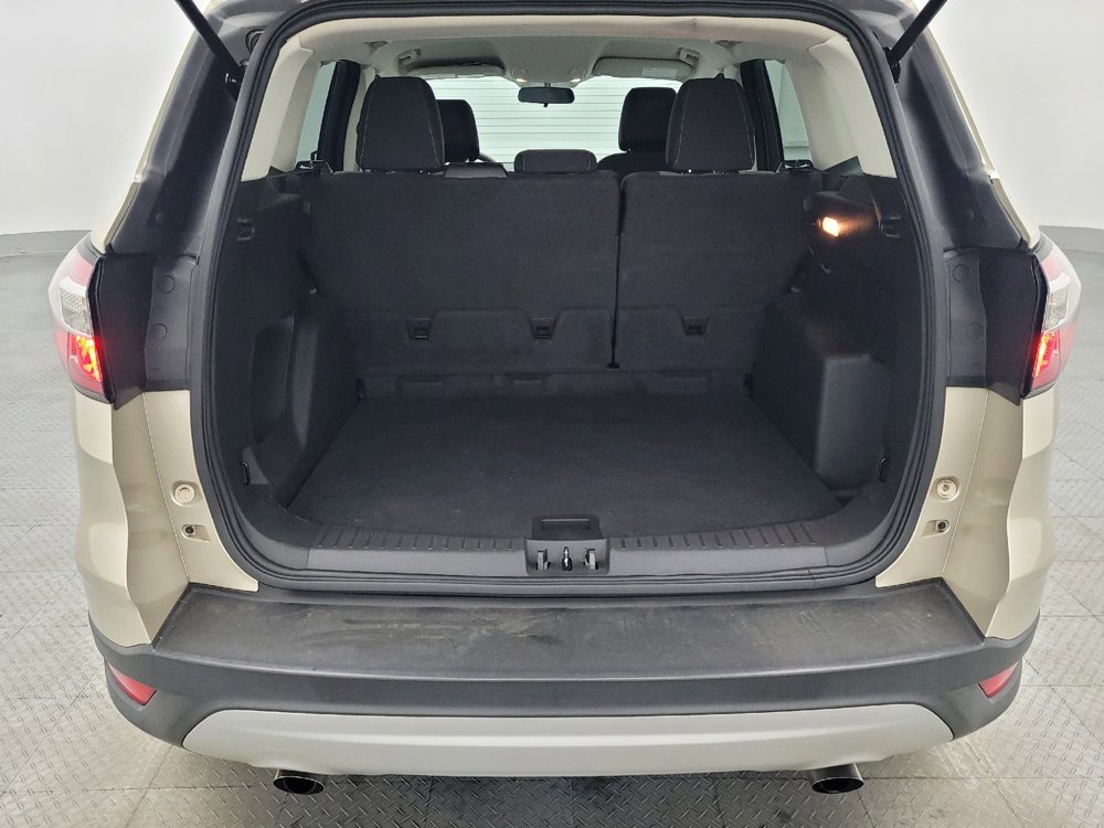 Used 2017 Ford Escape SE FWD image 29