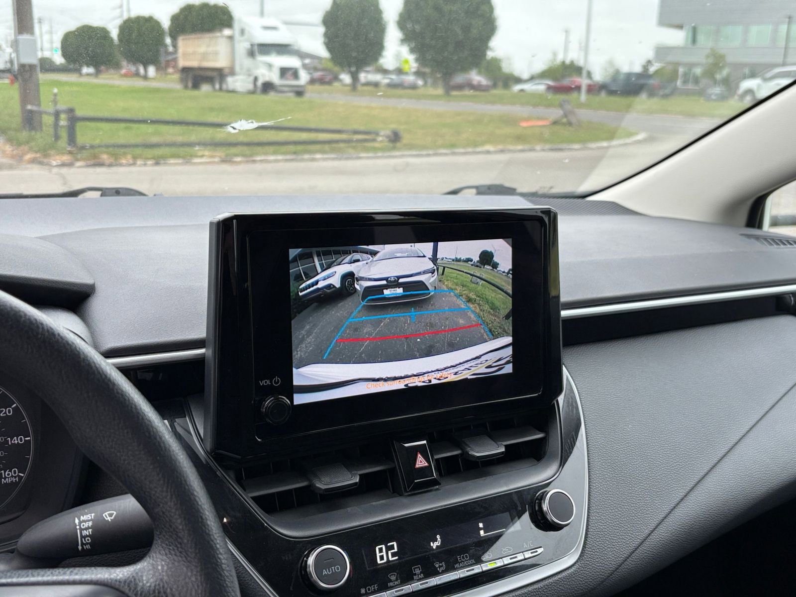 Used 2023 Toyota Corolla LE FWD image 23