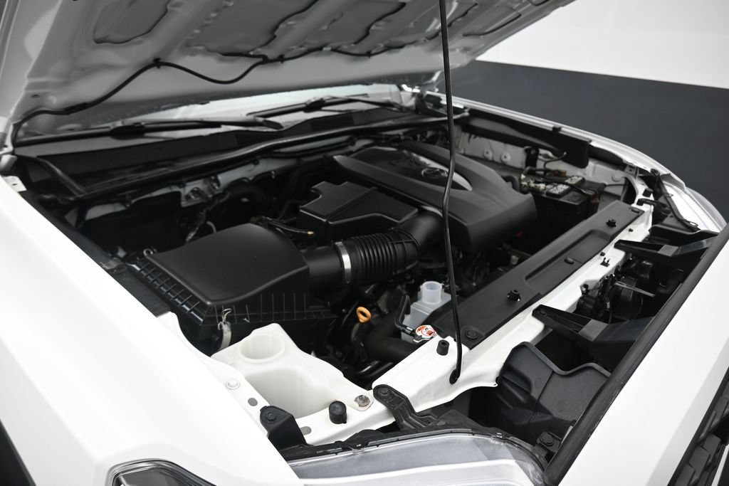 Used 2022 Toyota Tacoma TRD Off-Road RWD image 48