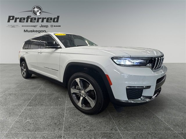 Used 2023 Jeep Grand Cherokee L Limited image 11