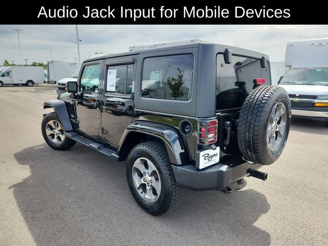 Used 2018 Jeep Wrangler Unlimited Sahara AWD/4WD image 5