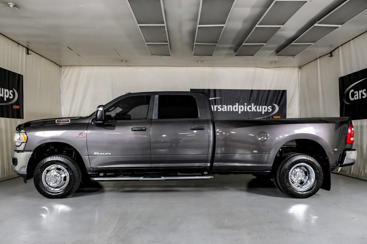 Used 2024 RAM 3500 Big Horn w/ Heated Seats & Wheel Group AWD/4WD image 11