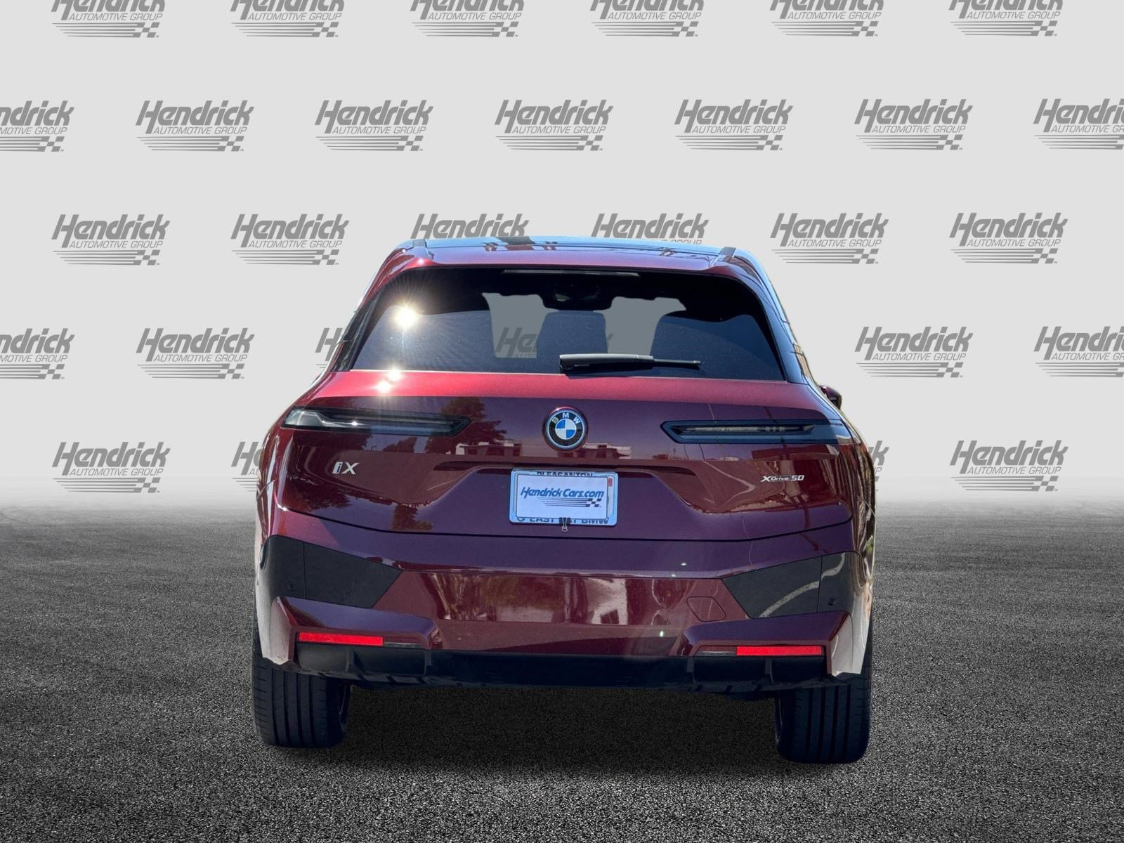 Certified 2025 BMW iX xDrive50 AWD/4WD image 6