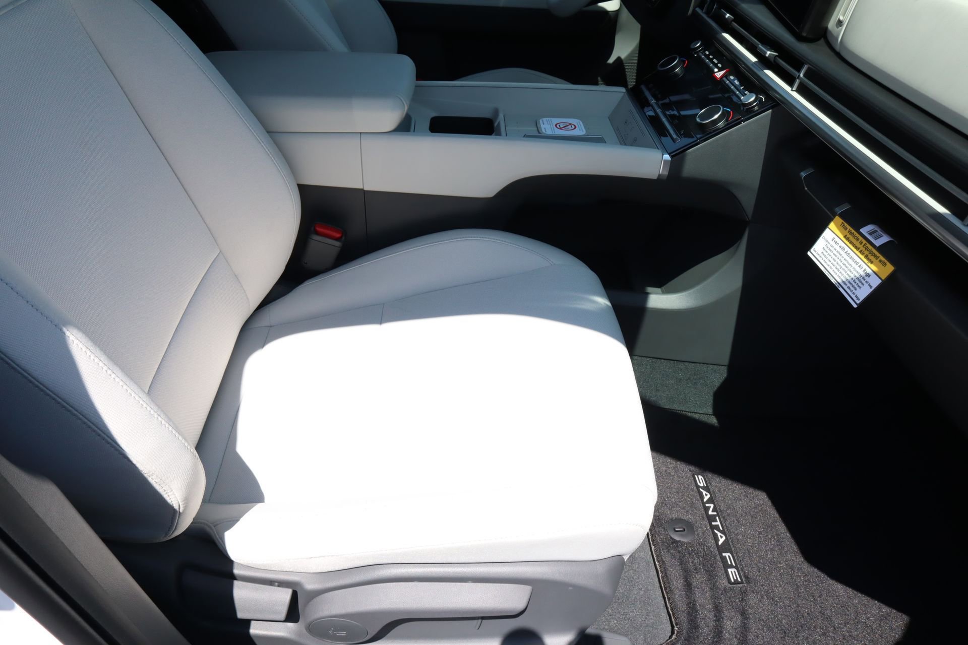 New 2026 Hyundai Santa Fe SE image 19