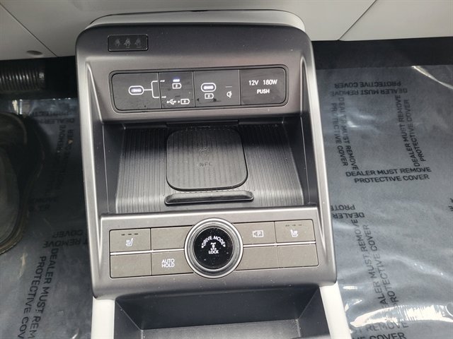 Used 2025 Hyundai Kona SEL image 13