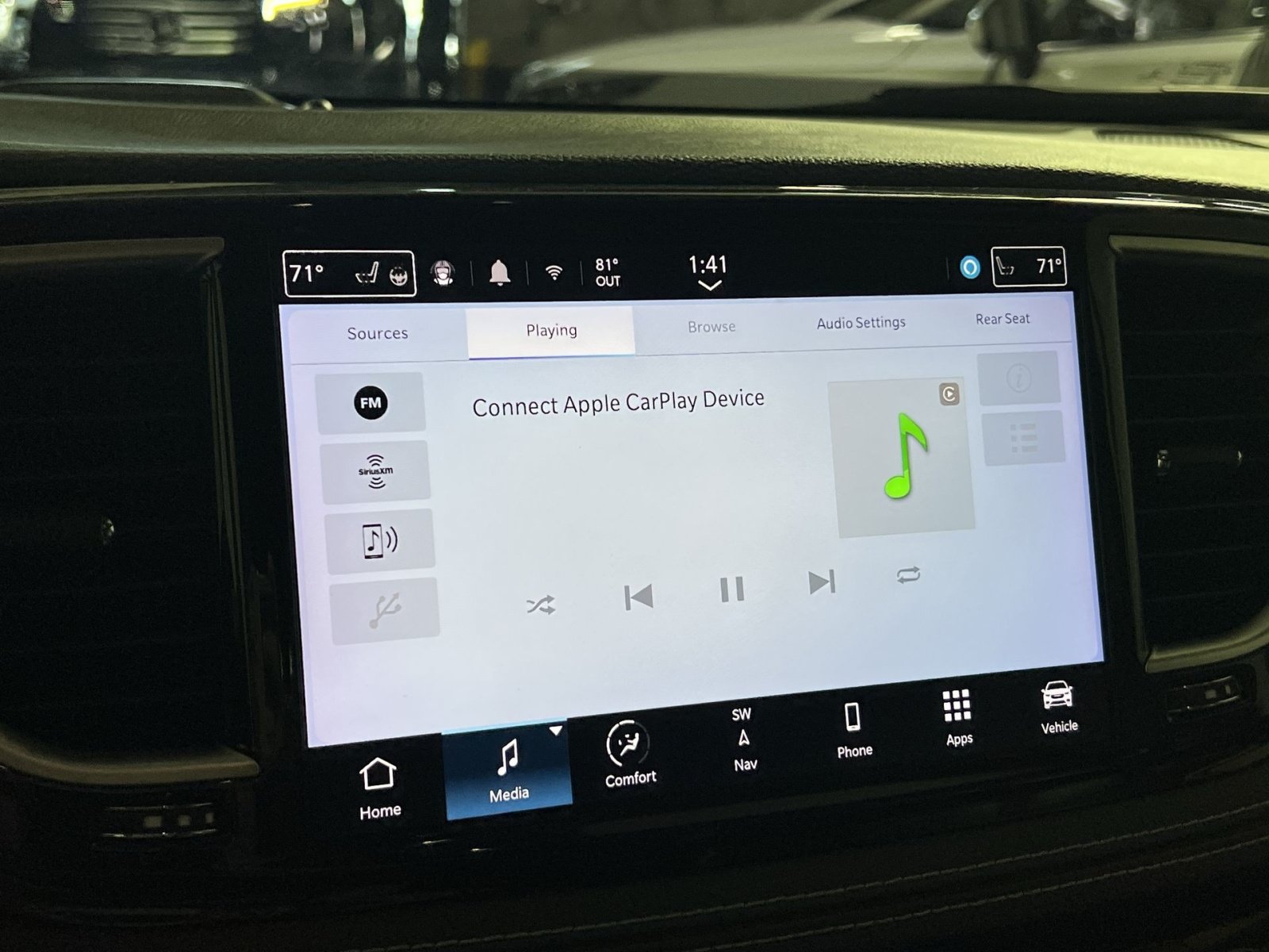 Used 2022 Chrysler Pacifica Limited w/ Uconnect Theater Family Group FWD image 19