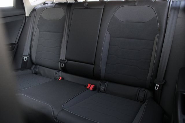 New 2026 Volkswagen Taos SE AWD/4WD image 16