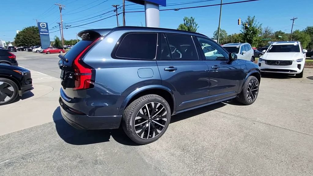 New 2026 Volvo XC90 B6 Ultra w/ Lounge Package AWD/4WD image 4