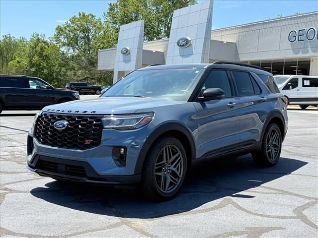 Used 2025 Ford Explorer ST w/ Sun And Sound Package image 8