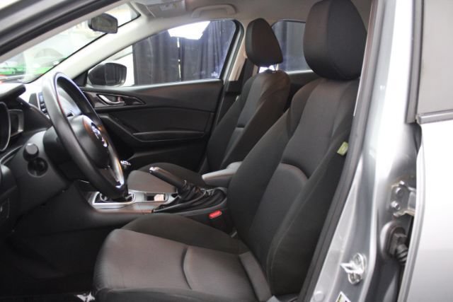 Used 2014 MAZDA MAZDA3 i Sport FWD image 9