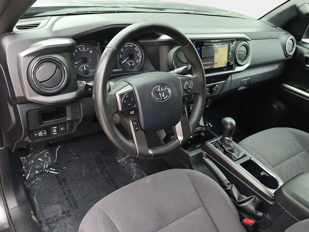 Used 2019 Toyota Tacoma TRD Off-Road w/ Technology Package AWD/4WD image 18