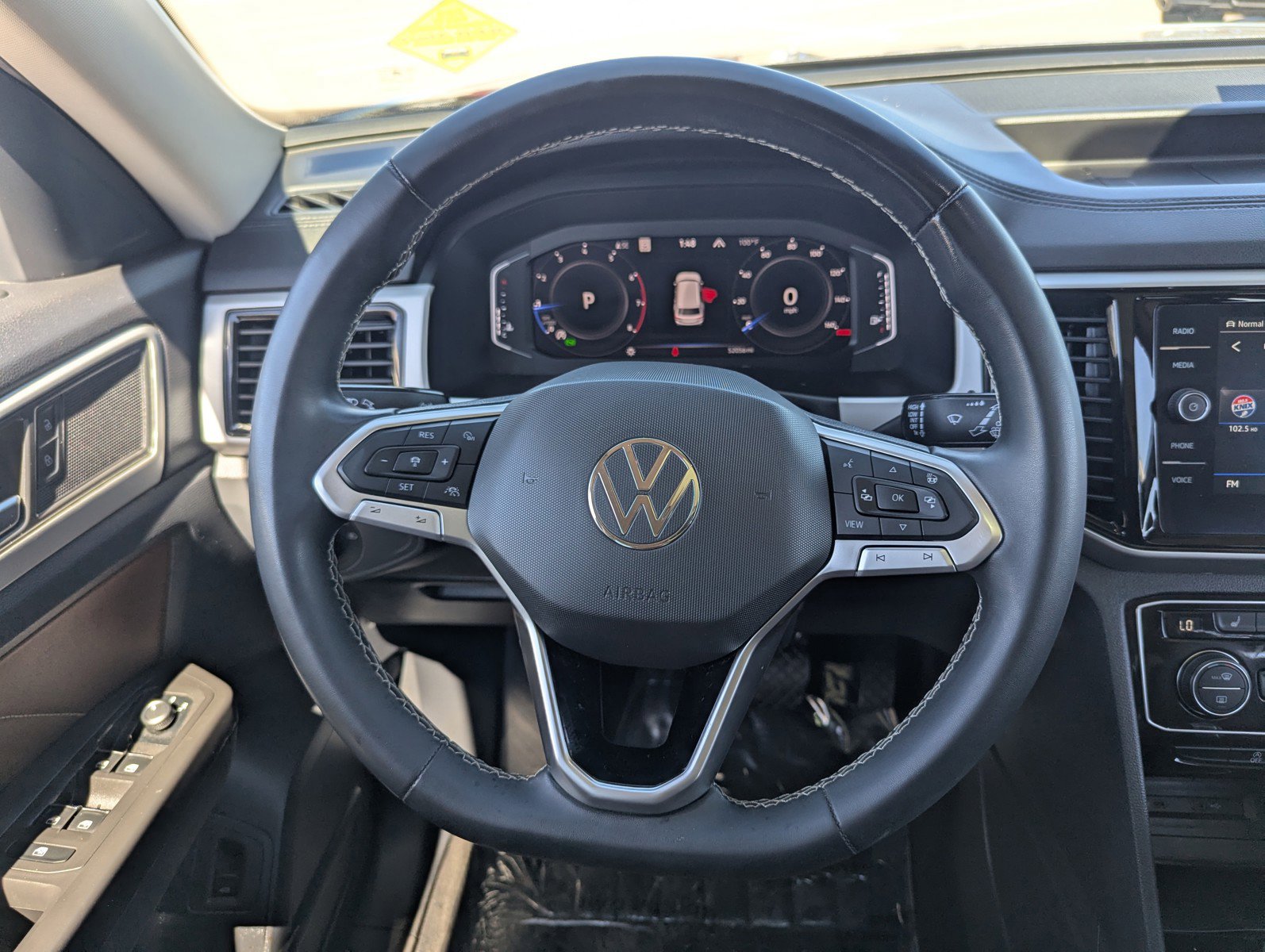 Used 2022 Volkswagen Atlas SEL image 24