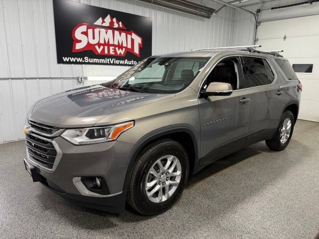 Used 2019 Chevrolet Traverse LT w/ LPO, Floor Liner Package AWD/4WD image 1
