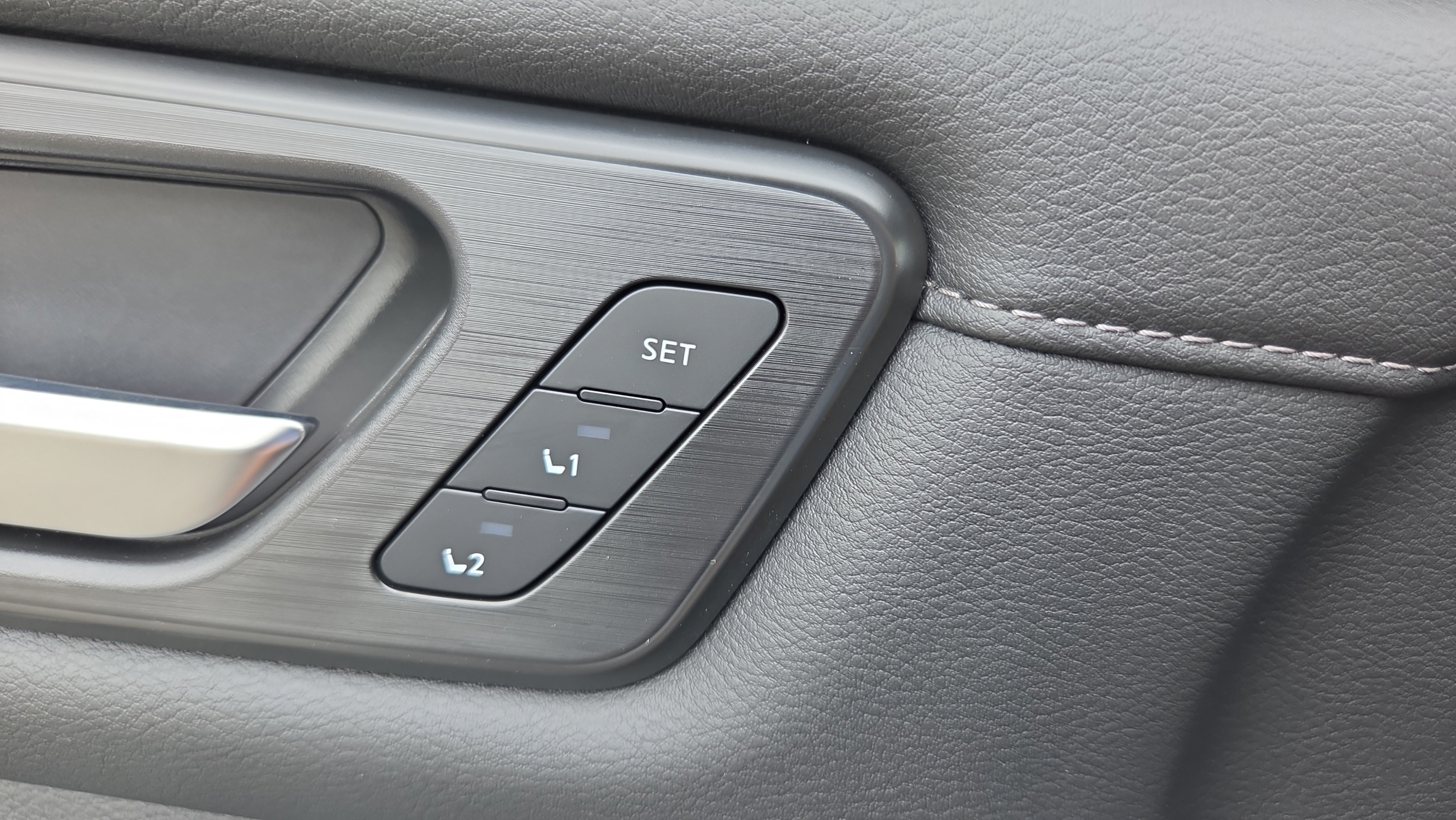 New 2026 Nissan Armada Platinum AWD/4WD image 31