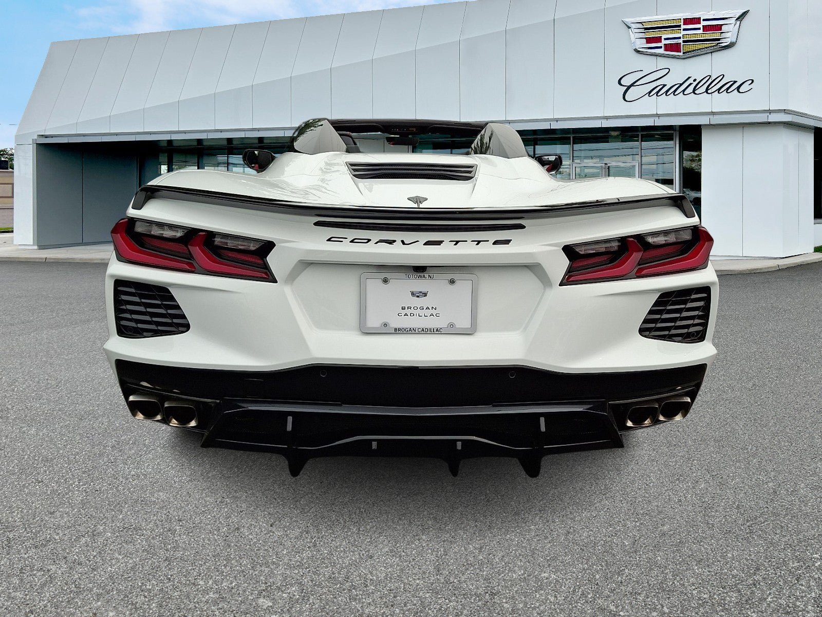 Used 2022 Chevrolet Corvette Stingray Preferred Conv w/ Z51 Performance Package RWD image 5