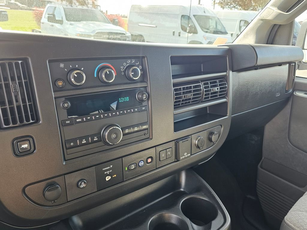 Used 2019 Chevrolet Express 3500 LT w/ LT Preferred Equipment Group image 23