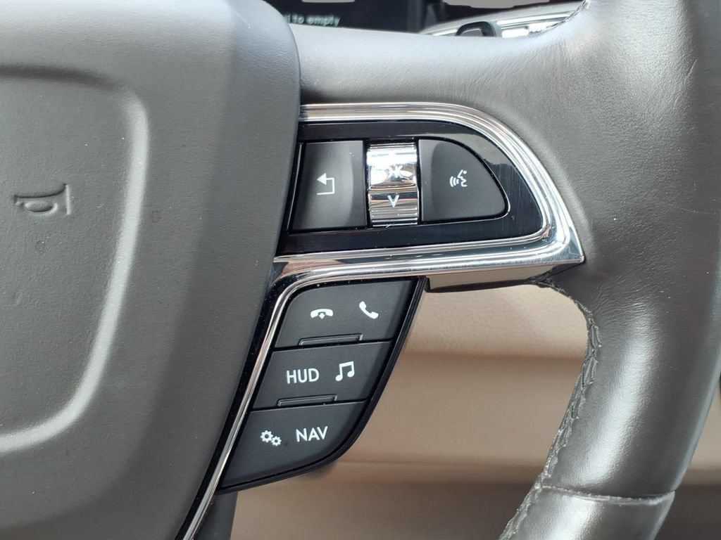 Used 2021 Lincoln Navigator L Reserve w/ Luxury Package AWD/4WD image 23