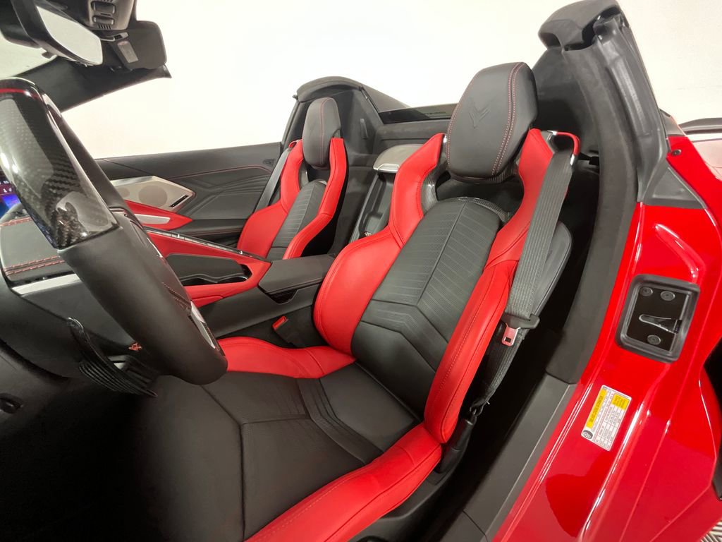 Used 2025 Chevrolet Corvette Z06 w/ Z07 Performance Package RWD image 20