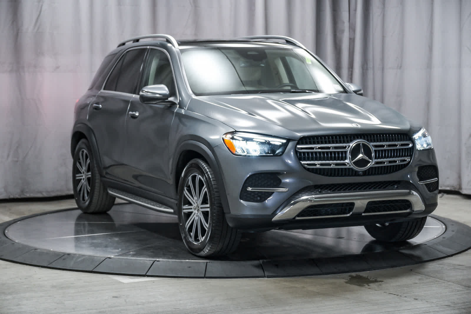 Used 2026 Mercedes-Benz GLE 350 4MATIC image 5