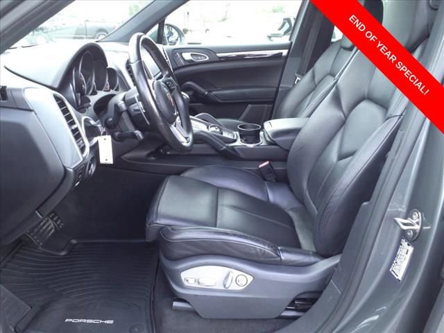 Used 2016 Porsche Cayenne image 8