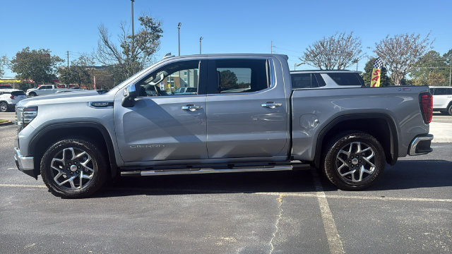 Used 2024 GMC Sierra 1500 SLT w/ SLT Premium Plus Package AWD/4WD image 4
