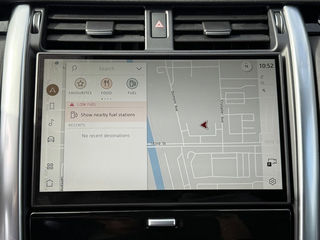 New 2025 Land Rover Discovery S image 19