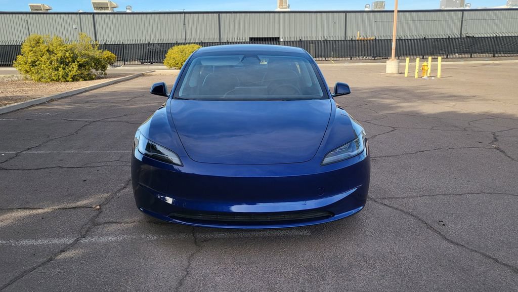 Used 2025 Tesla Model 3 Long Range image 3