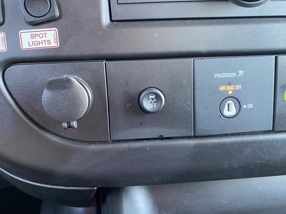 Used 2024 Chevrolet Express 3500 w/ Power Convenience Package image 19