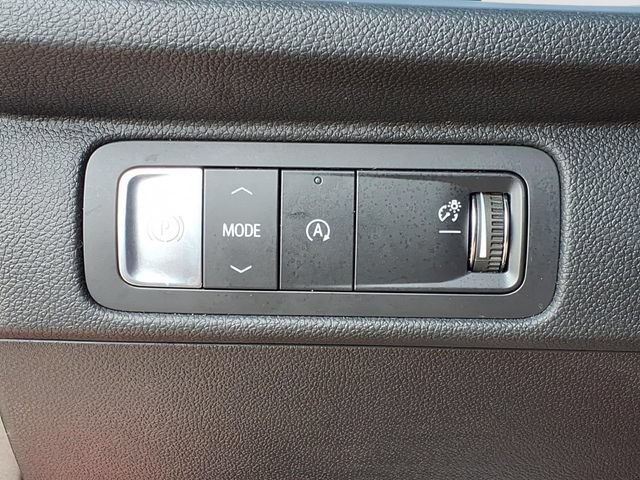 Used 2025 Chevrolet Traverse RS w/ LPO, Floor Liner Package FWD image 26