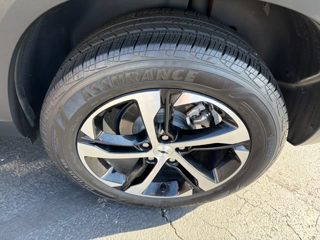 Certified 2024 Chevrolet Trax RS w/ Driver Confidence Package FWD image 23