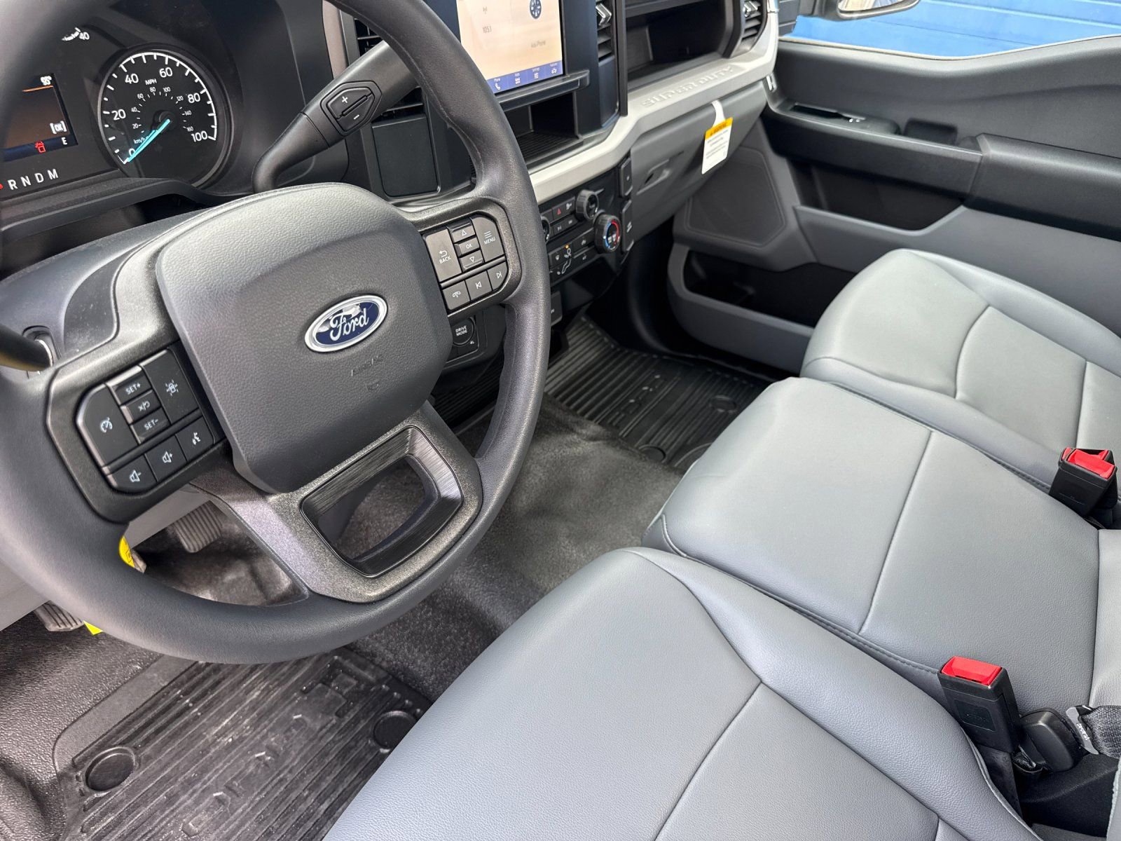 New 2026 Ford F350 XL w/ XL Chrome Package image 9