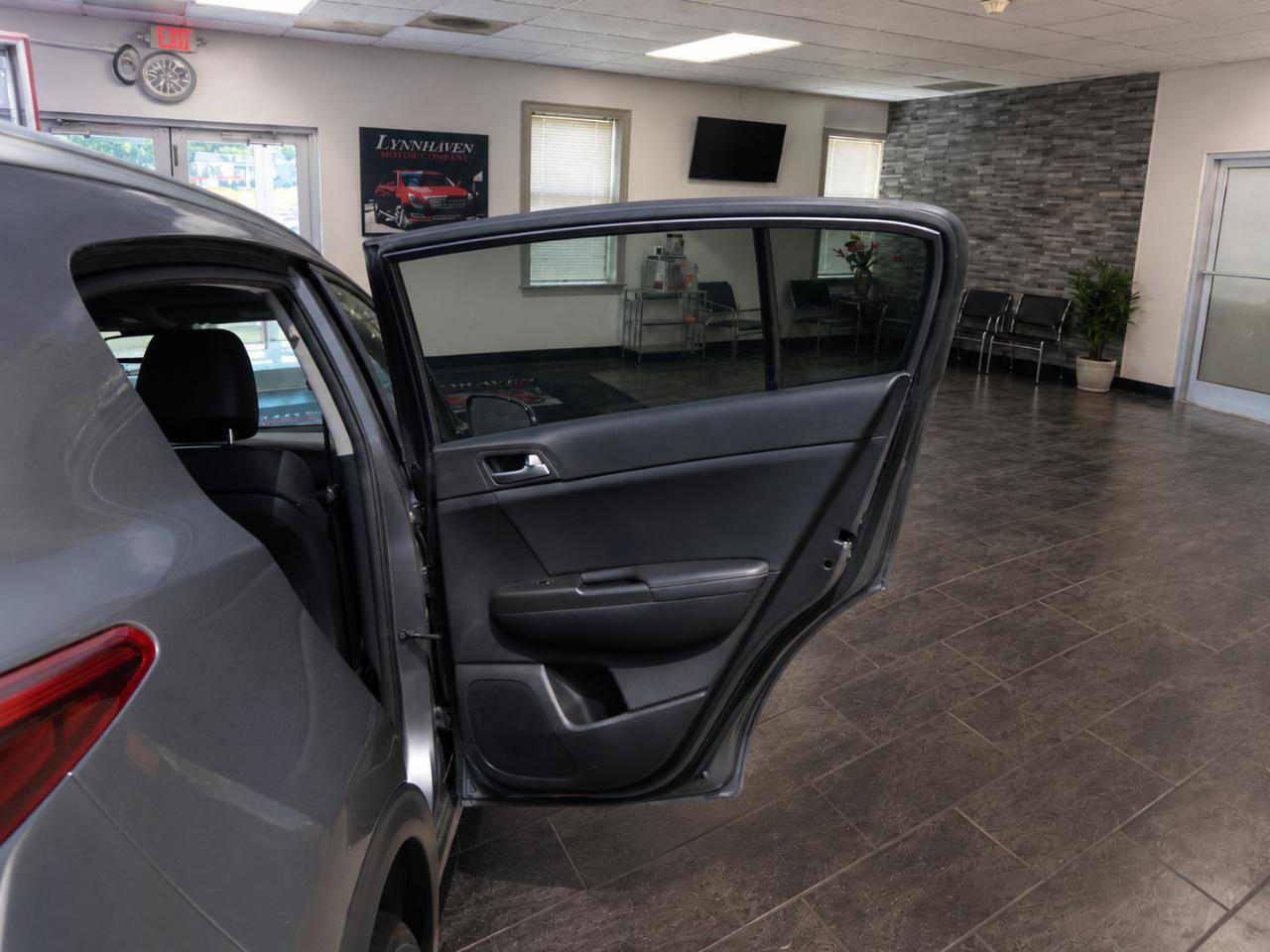 Used 2017 Kia Sportage EX w/ EX Premium Package AWD/4WD image 19