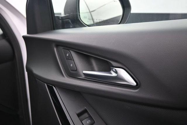 Used 2025 Chevrolet Equinox LT FWD image 35