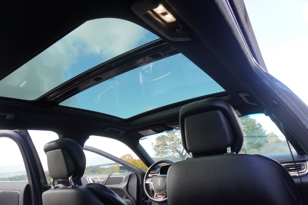 Used 2017 Lincoln Continental Select FWD image 27