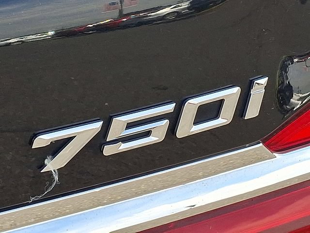 Used 2018 BMW 750i xDrive AWD/4WD image 31