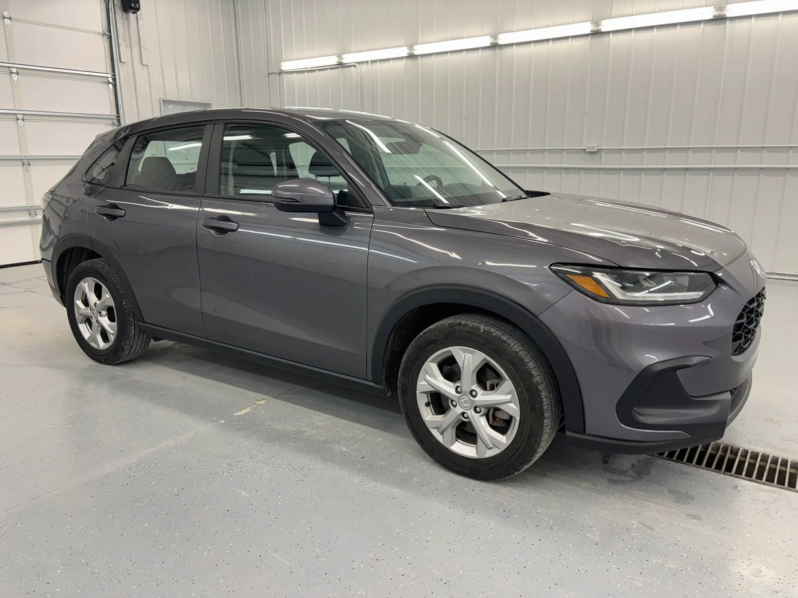 Used 2025 Honda HR-V LX image 16