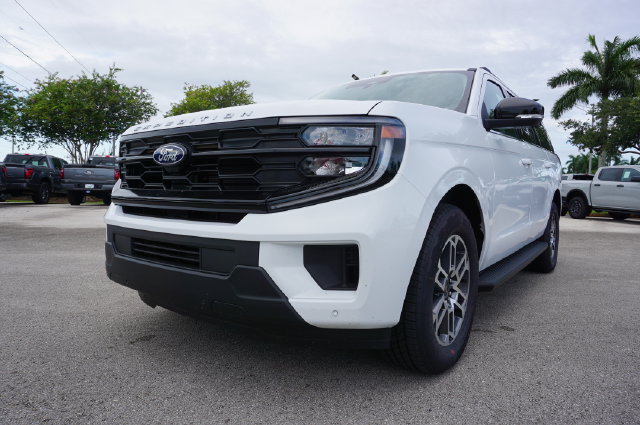 New 2026 Ford Expedition Max Active RWD image 22