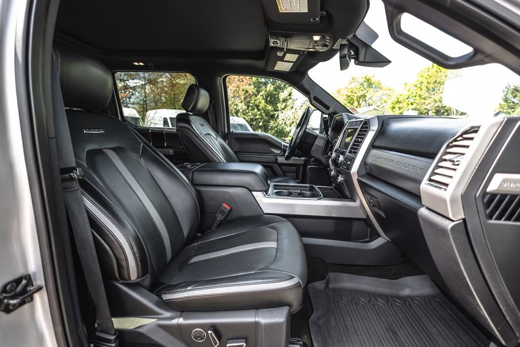Used 2018 Ford F350 Platinum w/ Platinum Ultimate Package AWD/4WD image 32