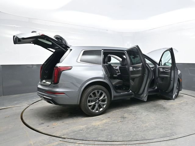 Used 2020 Cadillac XT6 Premium Luxury image 43