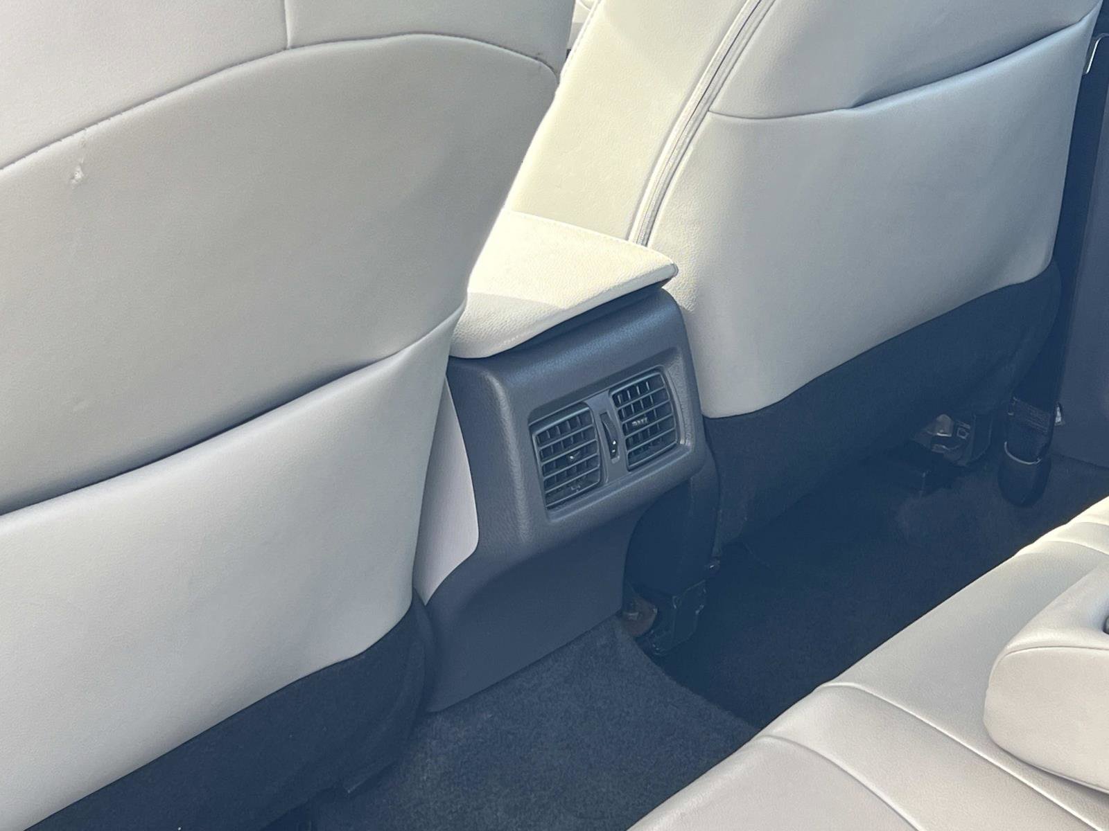 Used 2023 Toyota Camry XLE image 22