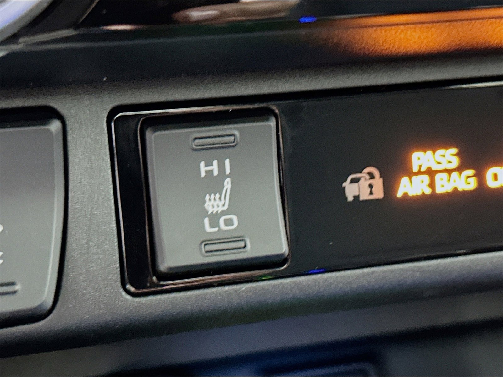 Used 2024 Toyota RAV4 XSE w/ Advanced Technology Package image 21