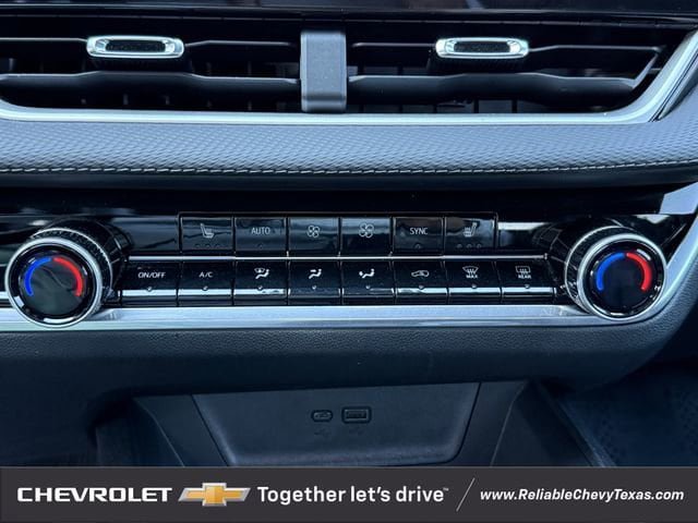 Used 2026 Chevrolet Equinox LT w/ Convenience Package II FWD image 21