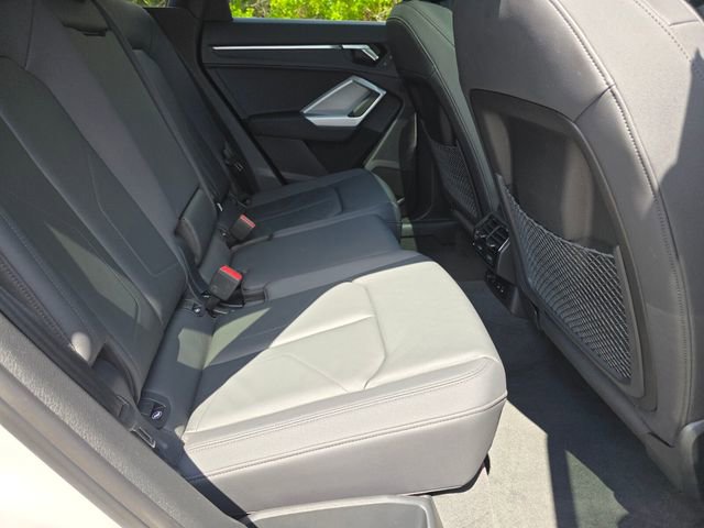 Used 2024 Audi Q3 2.0T Premium Plus w/ Premium Plus Package AWD/4WD image 13