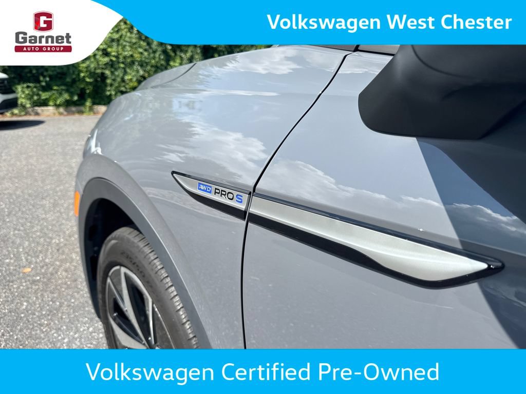 Certified 2023 Volkswagen ID.4 Pro S AWD/4WD image 32