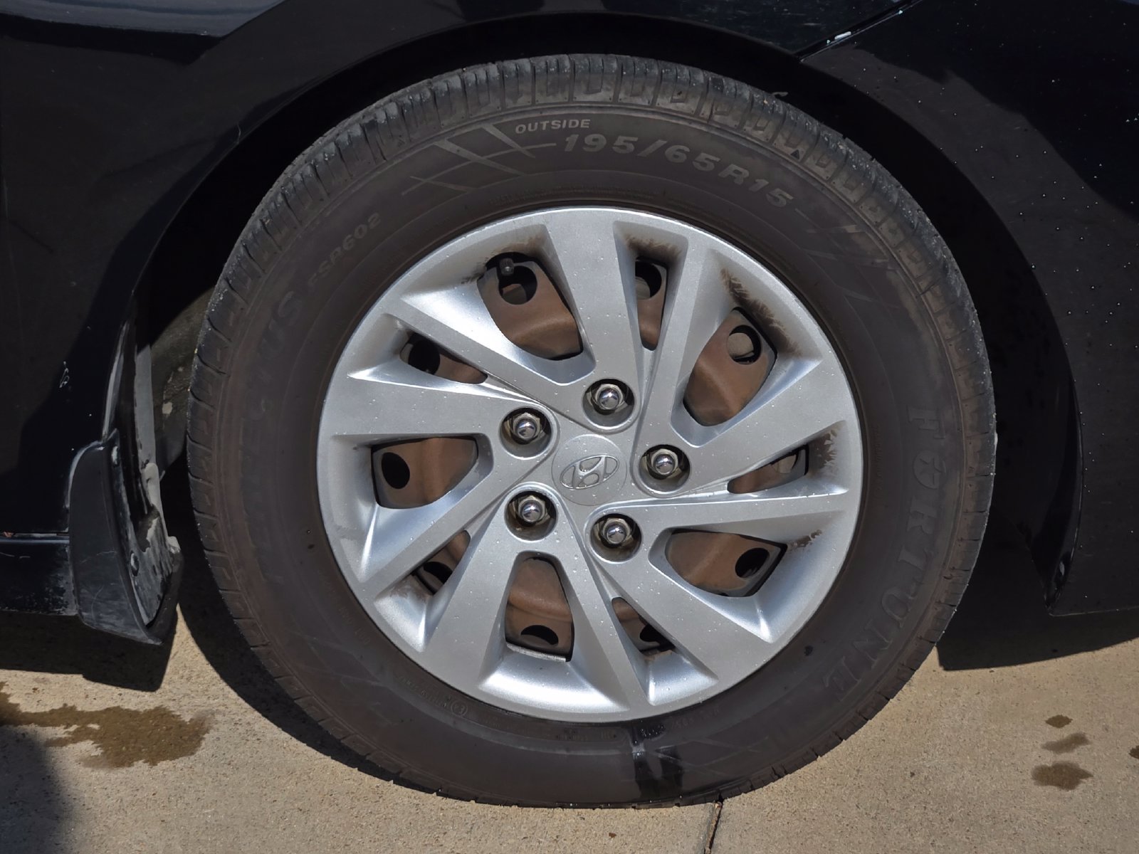 Used 2020 Hyundai Elantra SE FWD image 7